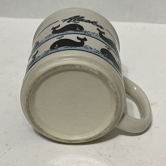Adorable Vintage Alaska Souvenir Whales Coffee Mug 10 Oz 3-D Effect MCM Style - Picture 5 of 6